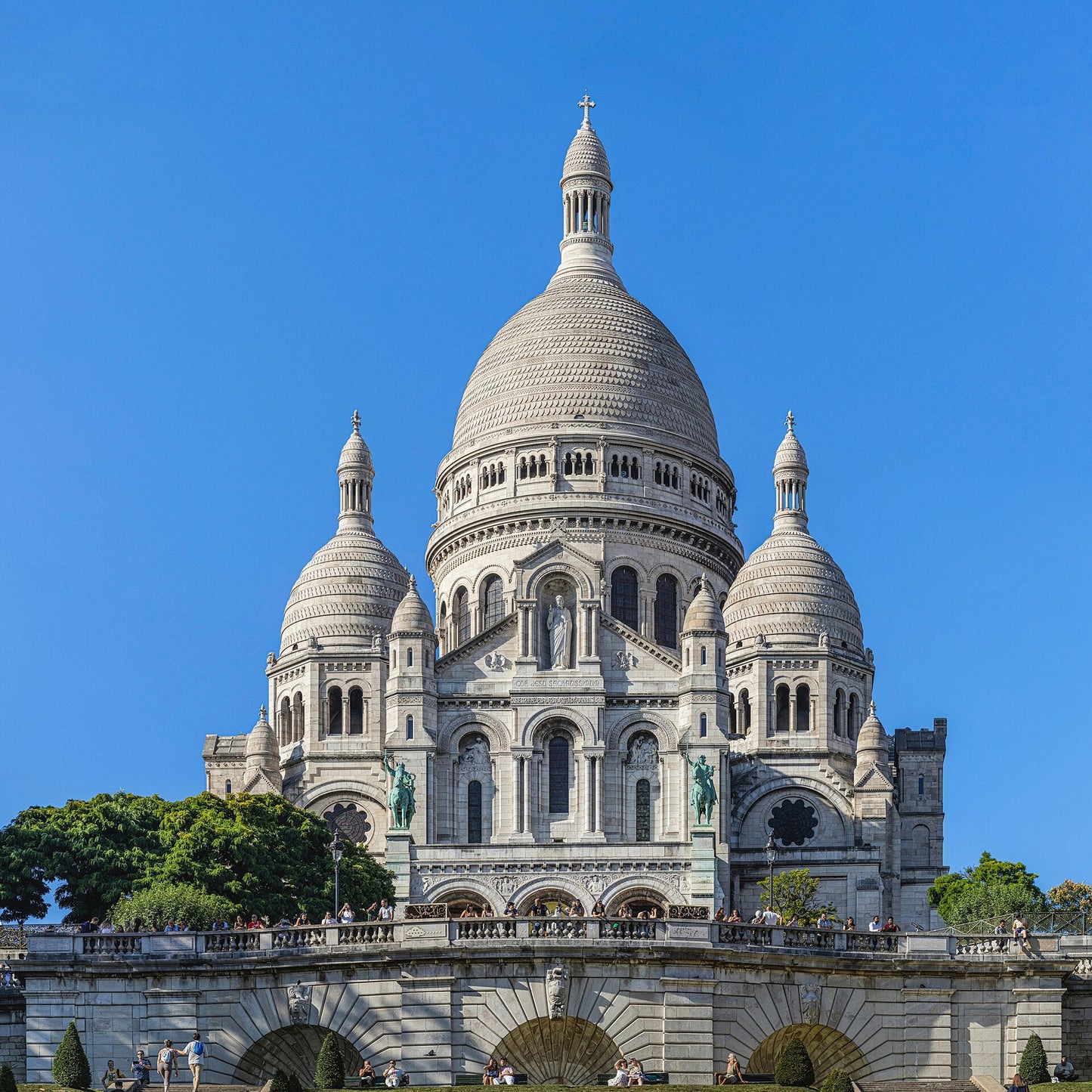 Montmartre — O Bairro dos Artistas e da Boêmia